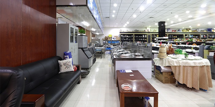 酒店廚房設(shè)備選擇用不銹鋼材質(zhì)的好處！